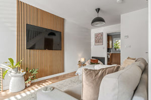 Photo 5- click for photo gallery